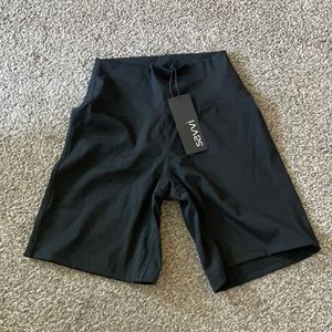 Black biker shorts brand new savvi